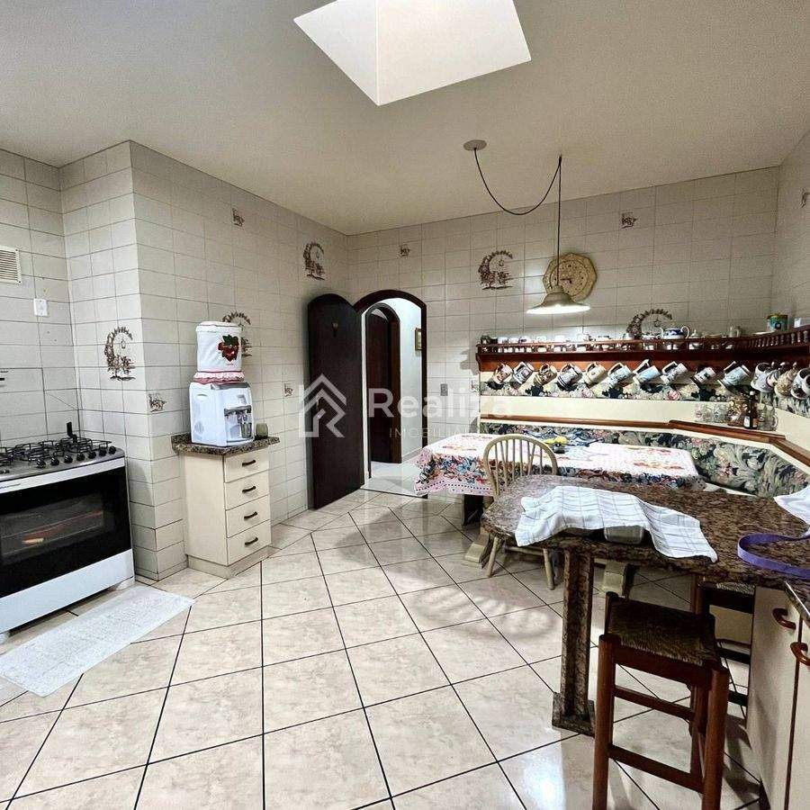 CASA ALTO PADRÃO À VENDA EM ITUPORANGA-SC - R$ 2,5 mi - 5