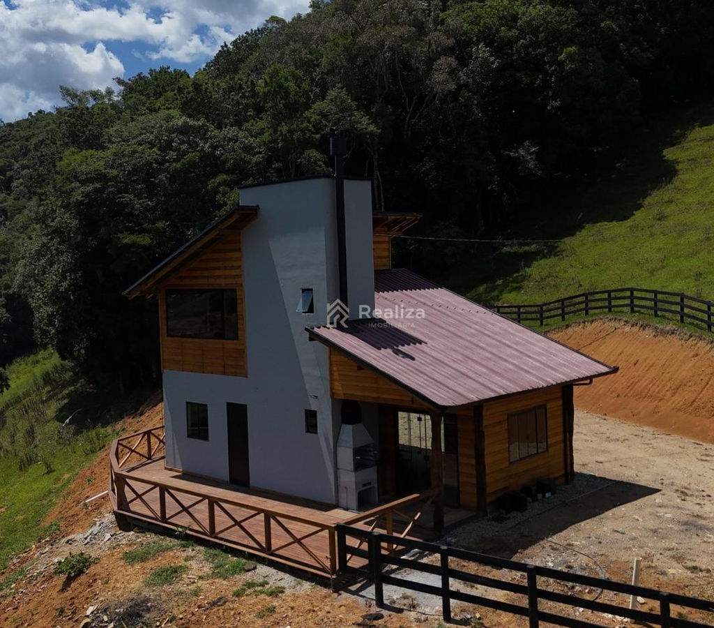 Sítio à venda em Leoberto Leal! - 1
