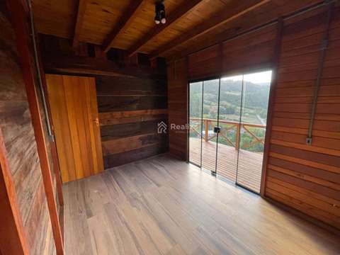Sítio à venda em Leoberto Leal! - 2