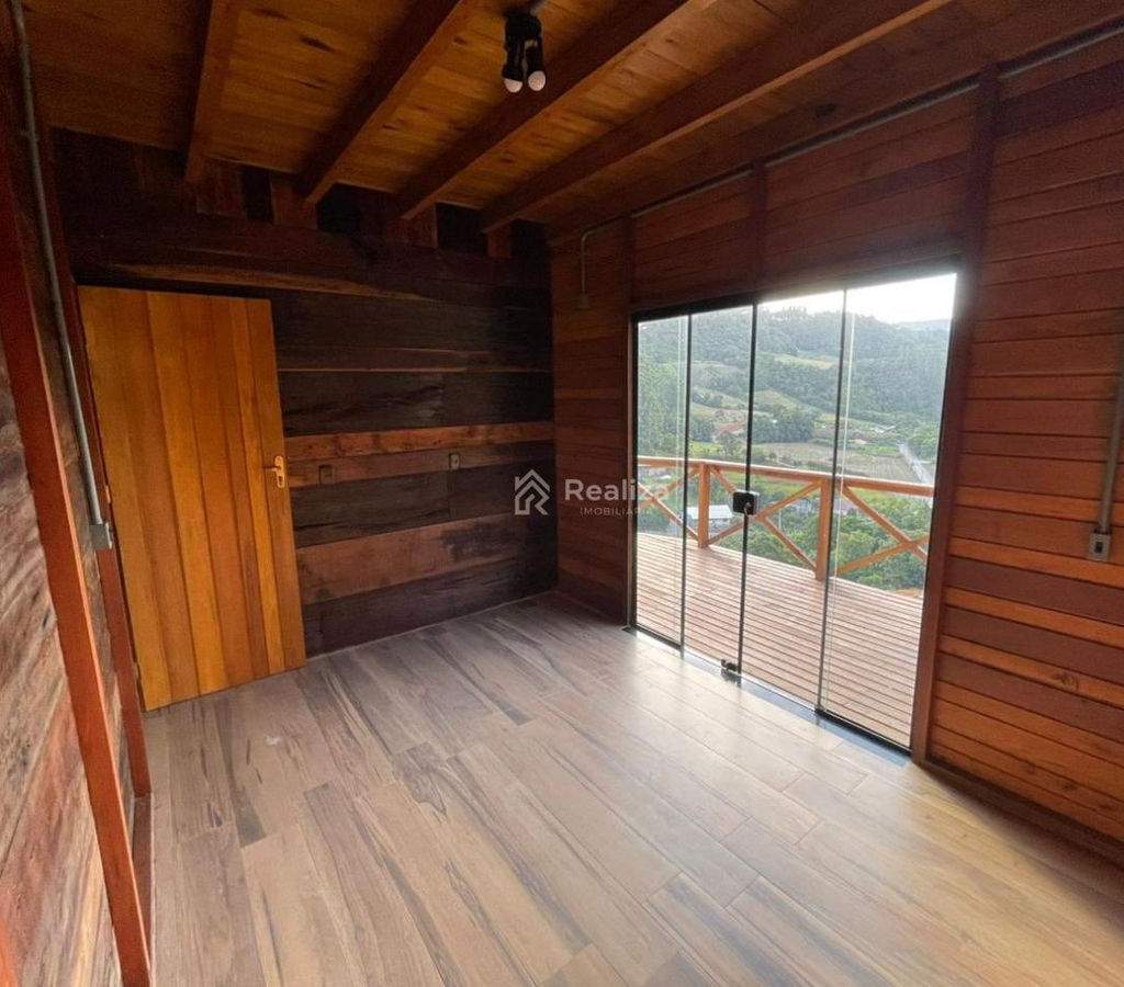 Sítio à venda em Leoberto Leal! - 2