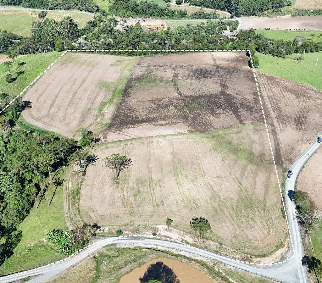 Oportunidade imperdível! Terreno agrícola à venda 📍 Localizado em Pinhal - 2