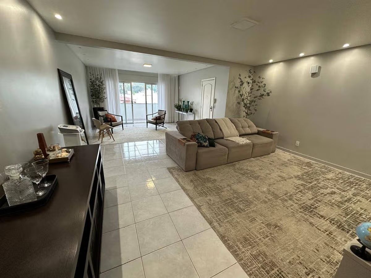 Apartamento no Ed. Moacyr José Lempkuhl-Centro, Ituporanga