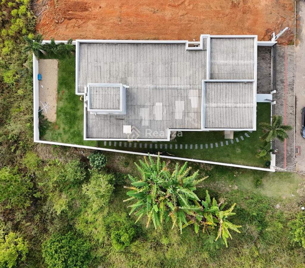 Casa à venda em Ituporanga/SC 🏡 📍 Localizada na Rua Vilmar Correia, bairro Gruta – Loteamento Ludwig e Lehmkuhl Ltda. - 14