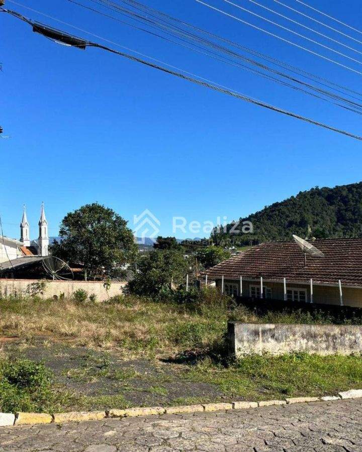 TERRENO À VENDA NO CENTRO DE ITUPORANGA-SC - 270 m² - 4