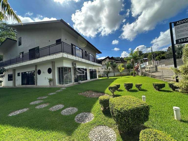 Casa de Alto Padrão no Bairro Laranjeiras - Rio do Sul - 2