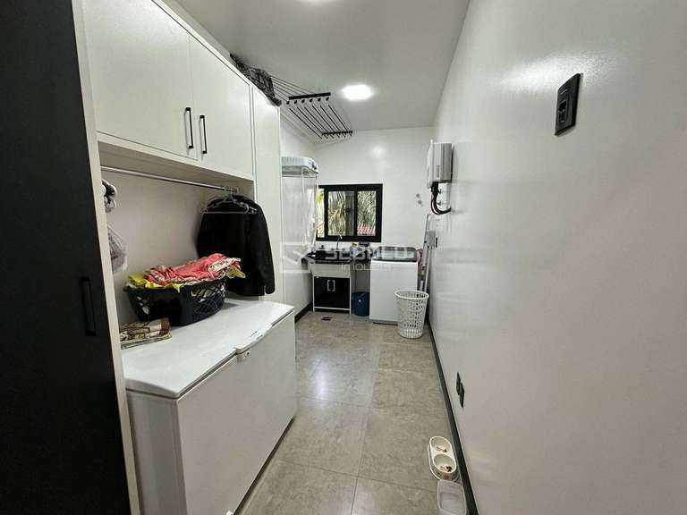Casa de Alto Padrão no Bairro Laranjeiras - Rio do Sul - 14