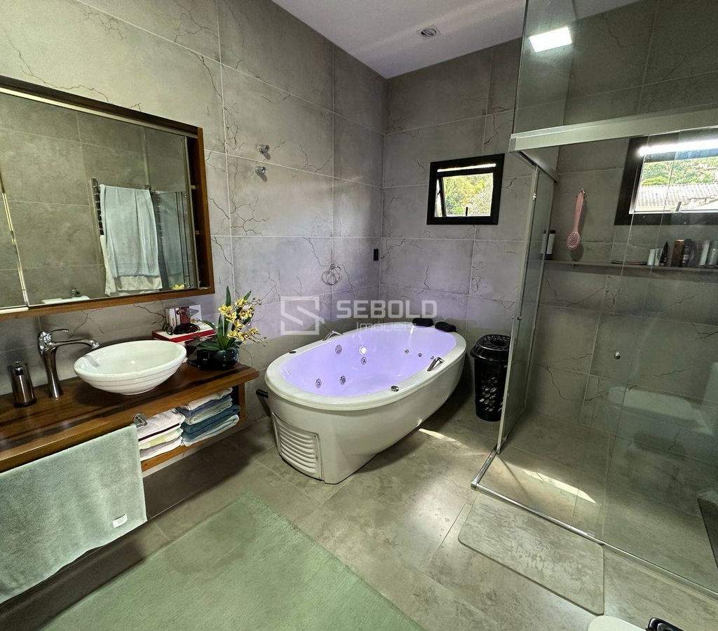 Casa de Alto Padrão no Bairro Laranjeiras - Rio do Sul - 22