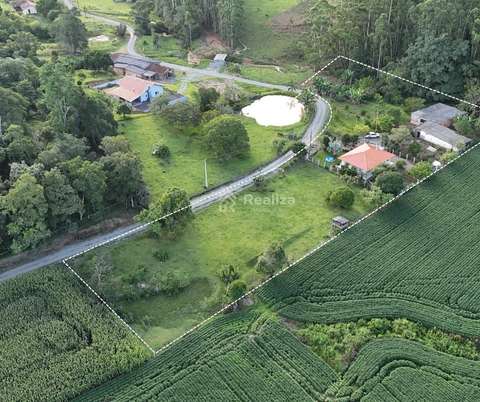 Sítio à Venda 🌿 📐 Área total de 5.800 m² - 2