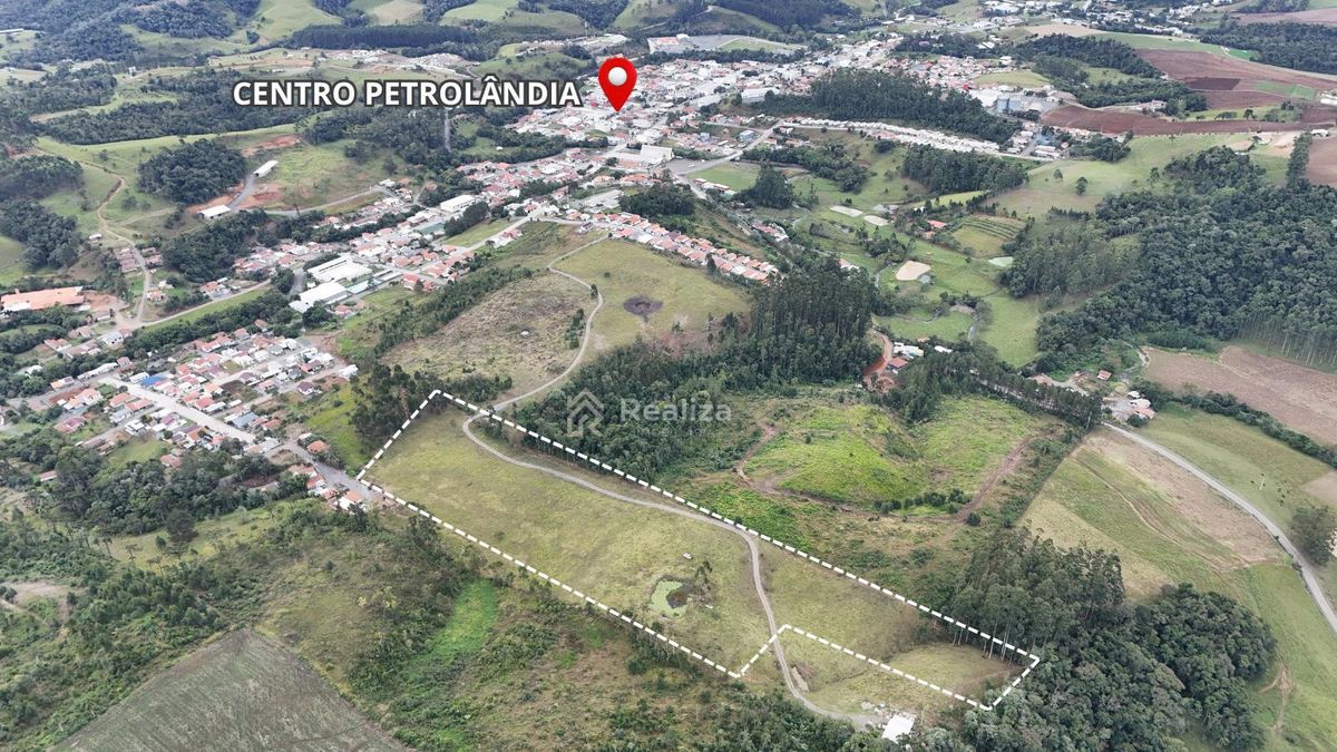 Oportunidade de Investimento em Petrolândia! 🌟 Terreno à Venda Localizado no Centro de