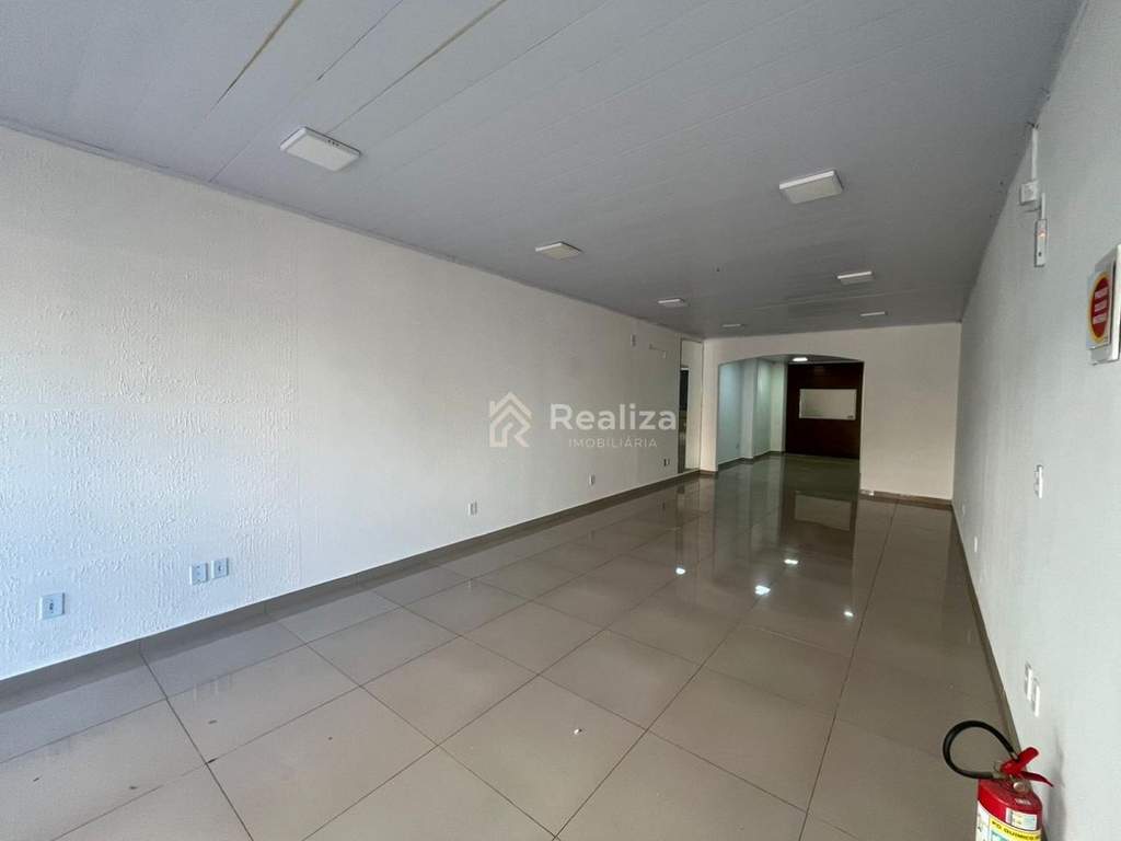 Sala comercial para locação no centro de Ituporanga Com aproximadamente 100m² - 3