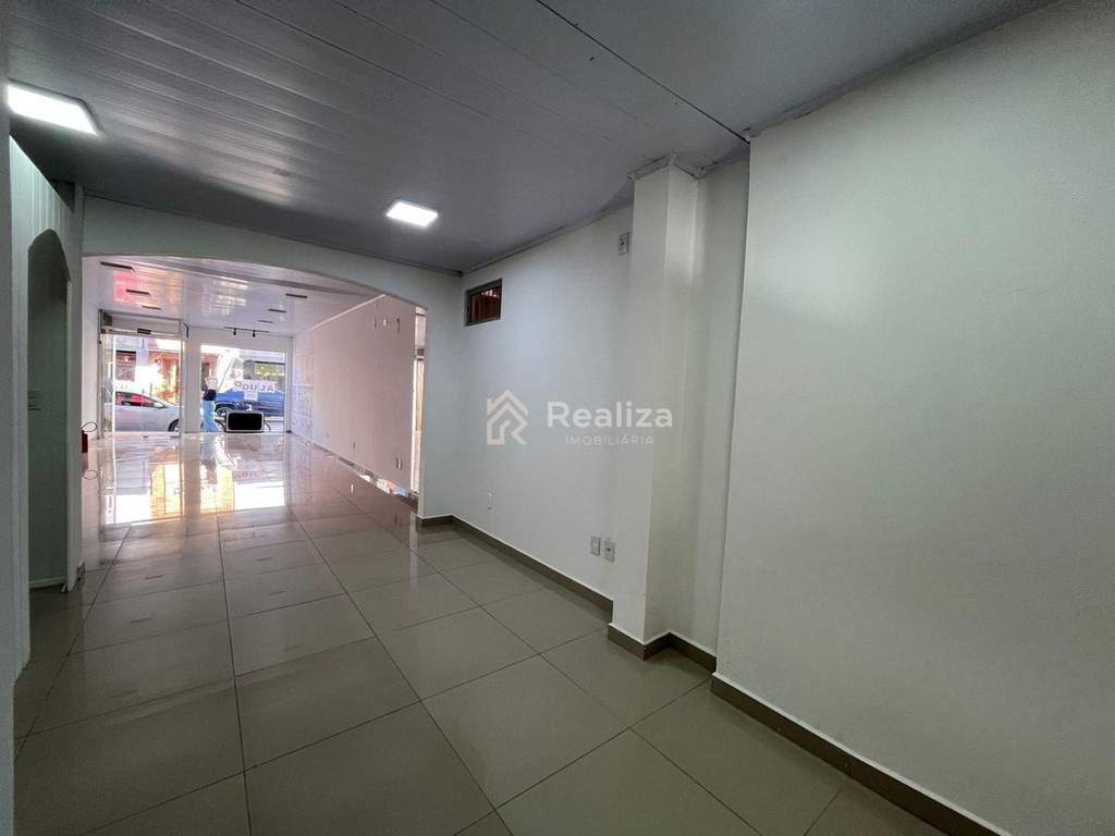 Sala comercial para locação no centro de Ituporanga Com aproximadamente 100m² - 6