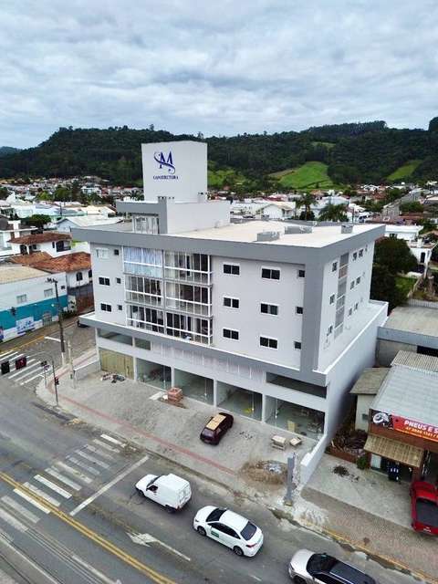 Apartamento 205 no Edifício Leonardo Krieger - 2