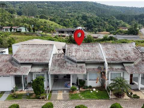 CASA À VENDA – GABIROBA | ITUPORANGA 📍 Localizada no bairro Gabiroba, em frente à UNIDAVI, com ótima localização e fácil acesso - 3
