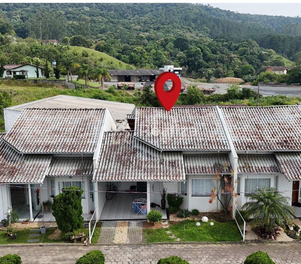 CASA À VENDA – GABIROBA | ITUPORANGA 📍 Localizada no bairro Gabiroba, em frente à UNIDAVI, com ótima localização e fácil acesso - 3