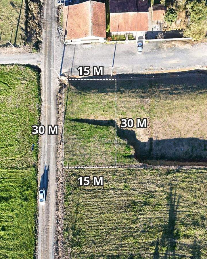 Terreno à venda no Centro de Imbuia!Área total de 450m² - 1