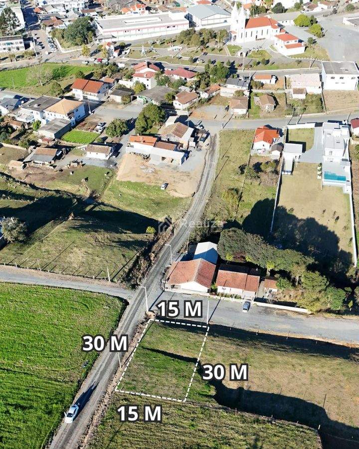 Terreno à venda no Centro de Imbuia!Área total de 450m² - 3