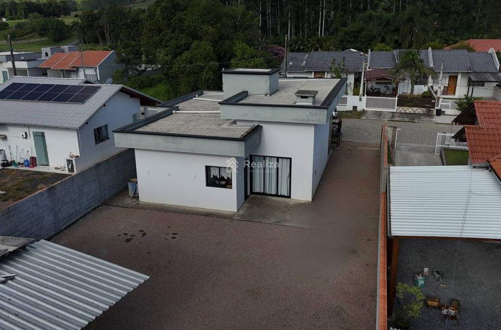 Casa à venda em Ituporanga/SC 📍 Localizada no Loteamento Longino Luckmann, bairro Cerro Negro - 2