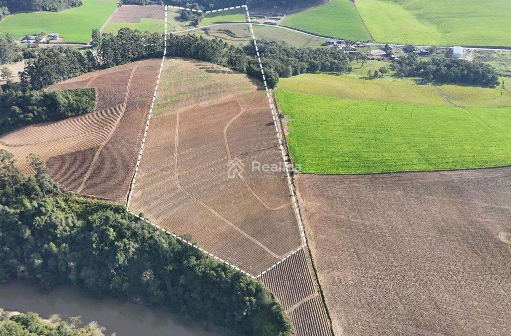 Oportunidade de investimento em Ituporanga! Terreno à venda com 15,9 hectares - 2