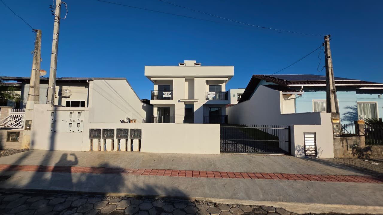 Apartamento de 2 Quartos na Vila Nova: Conforto e Localização Privilegiada