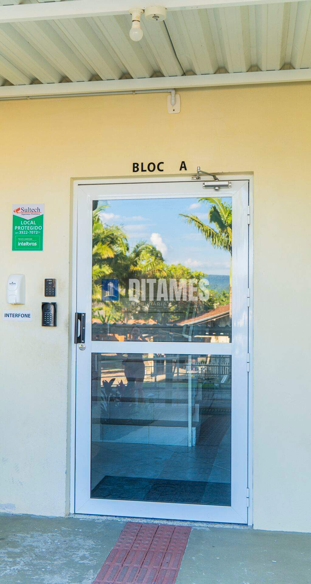 Apartamento com 2 dormitórios à venda, 54 m² por R$ 265.000,00 - Centro - Lontras/SC - 2