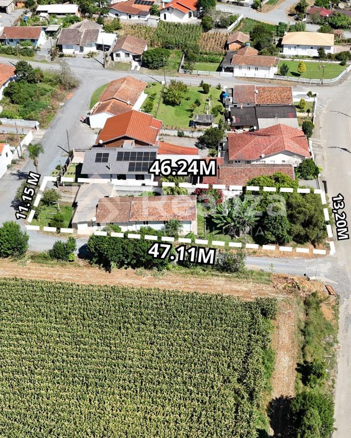 CASA À VENDA EM IMBUIA - RUA ADOLFO MELLO