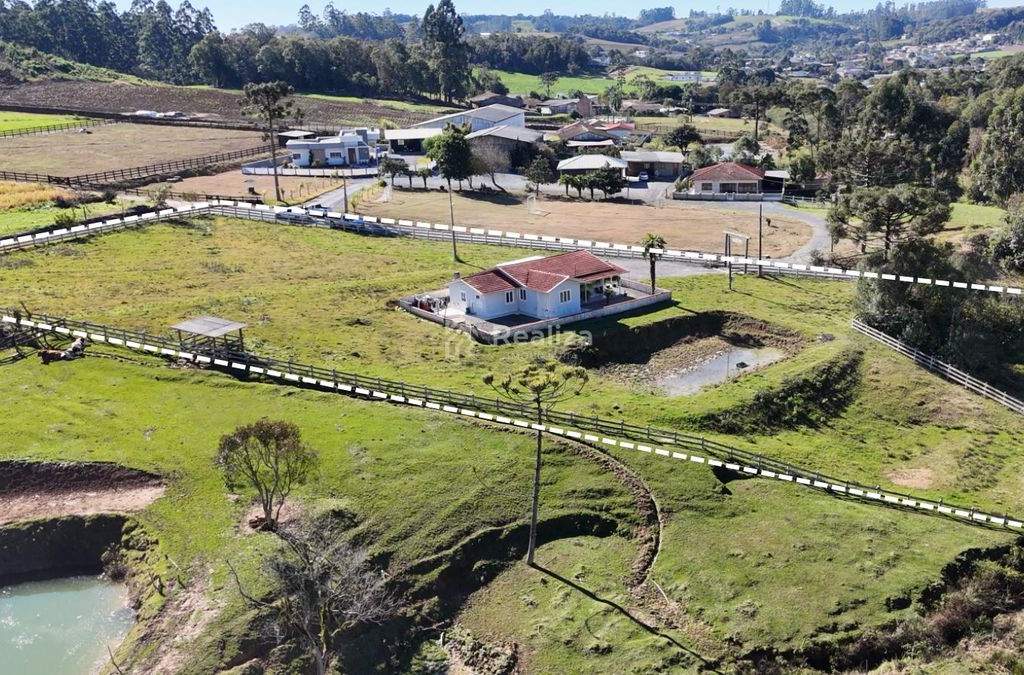 Seu refúgio no campo espera por você! Valada Progresso - 3