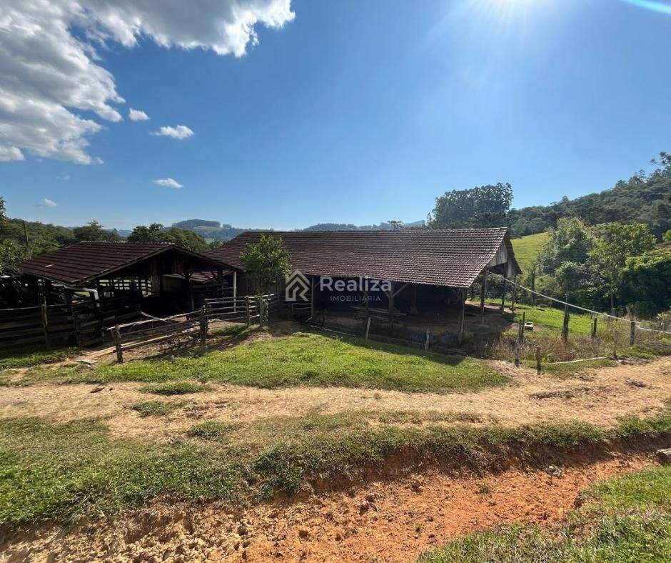 SÍTIO À VENDA 🌿 📍 Ribeirão do Tigre – Aurora - 13