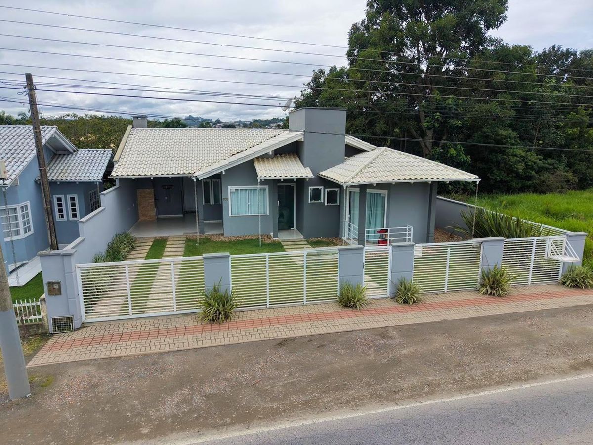 CASA - GRUTA - ITUPORANGA - SC - R$ 850 mil