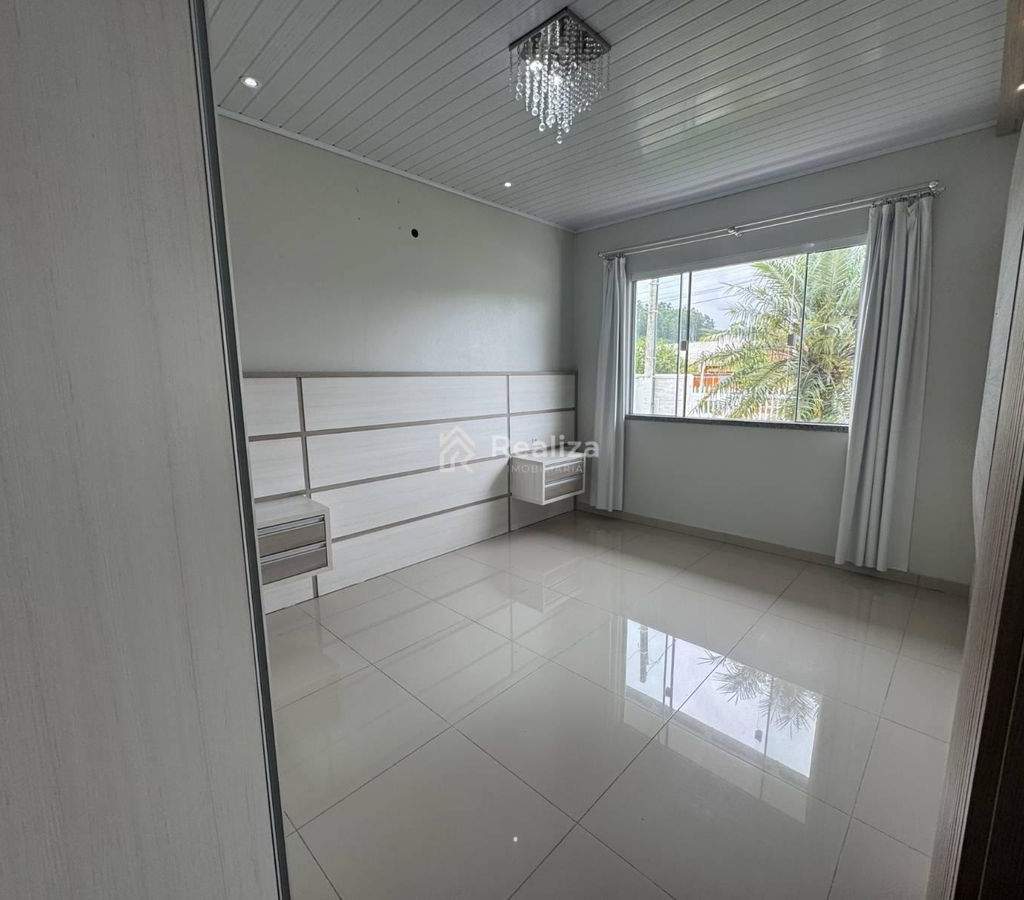Seu novo lar está esperando por você!Localização: Rua Rui Barbosa, Vila Nova - 7
