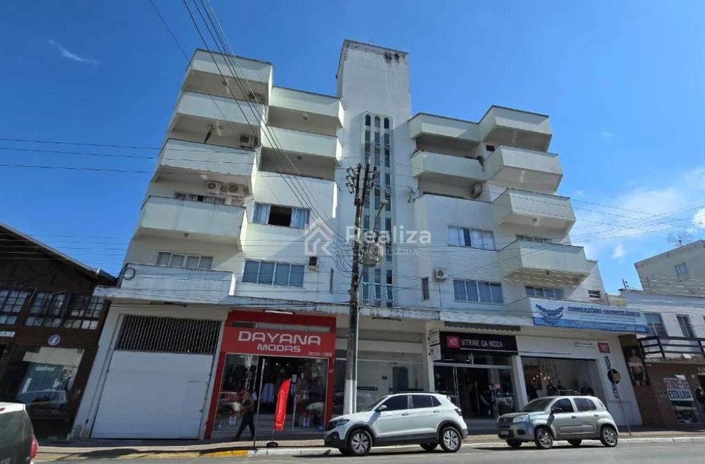 Apartamento à venda no centro de Ituporanga ✨ Amplo, confortável e em uma localização privilegiada! - 1