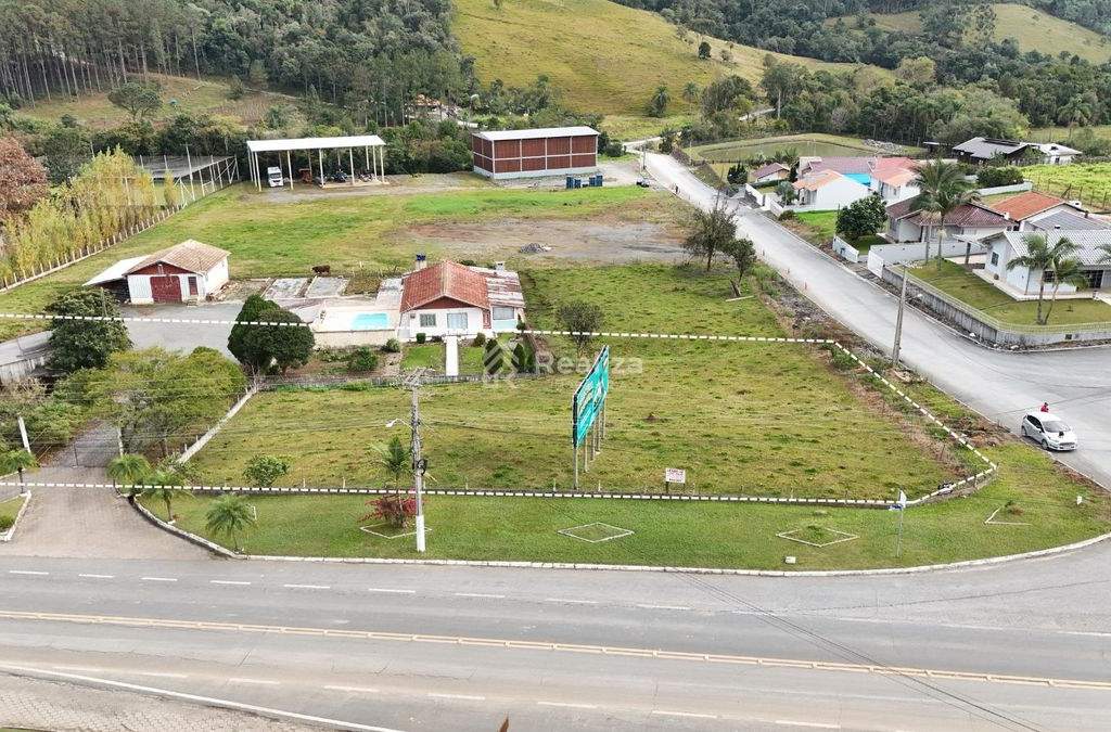 Oportunidade de Investimento no Centro de Petrolândia! - 8