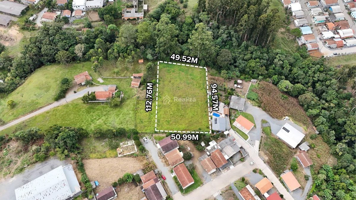 Terreno à venda no coração de Imbuia 📍 Localizado no centro da cidade
