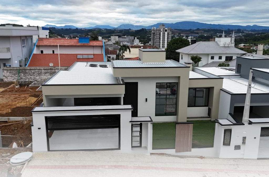 Casa à Venda no Centro de Ituporanga - 1