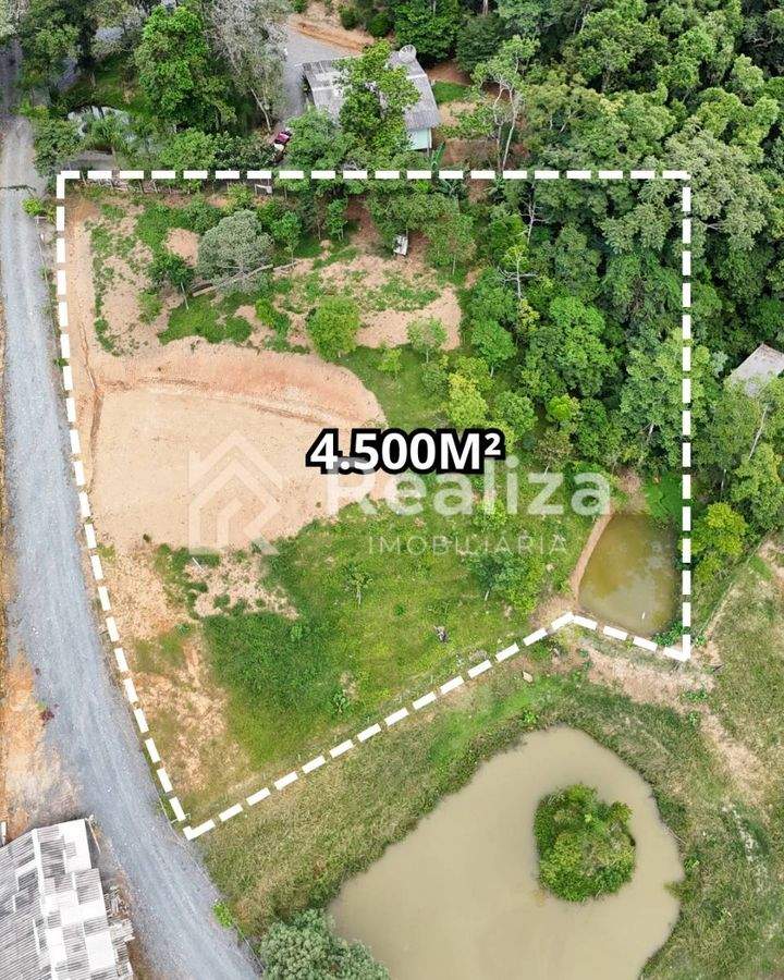 TERRENO À VENDA EM PETROLÂNDIA-SC - 4500 m² - 6