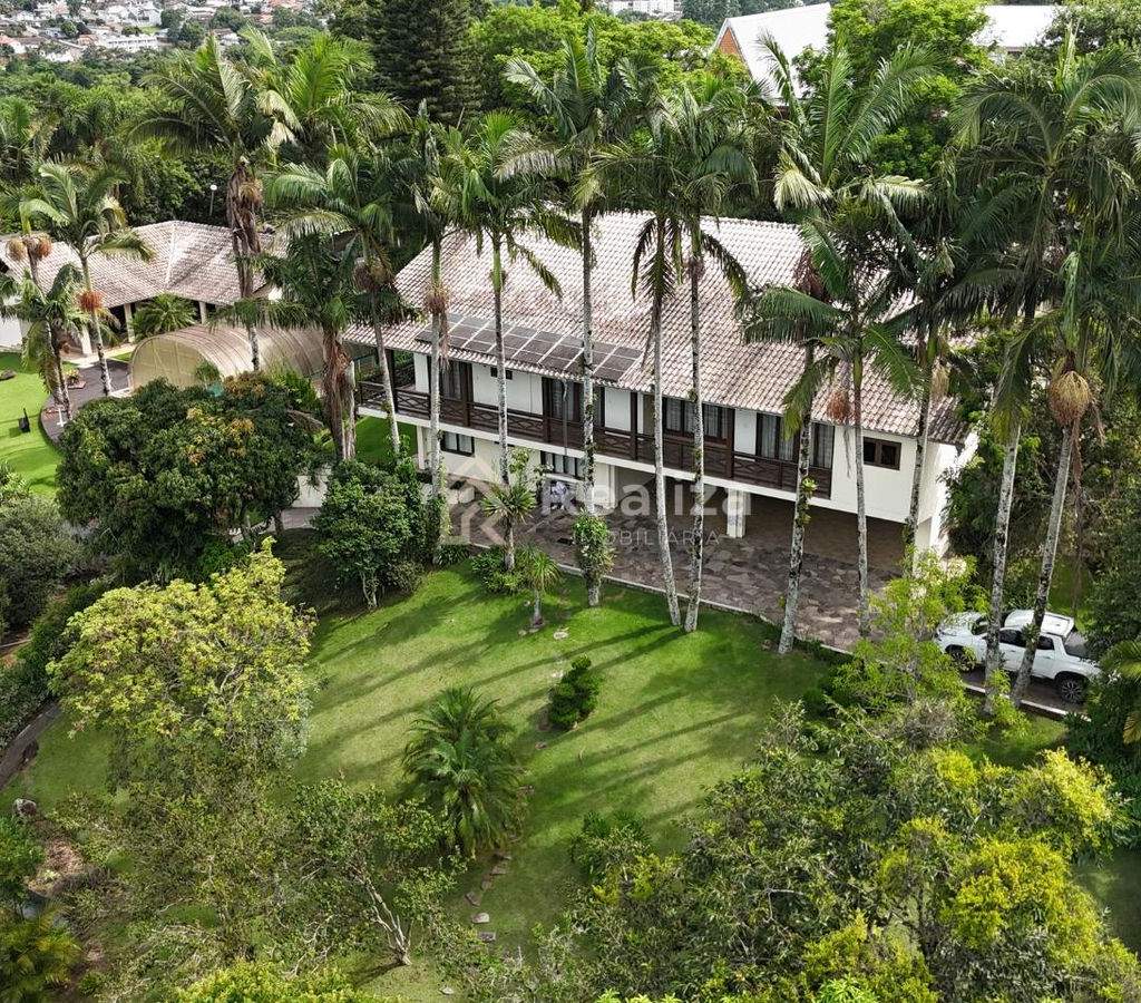 Casa Alto Padrão à Venda ✨ 📍 Localização: Rua Araucária – Bairro Pamplona – Rio do Sul - 1