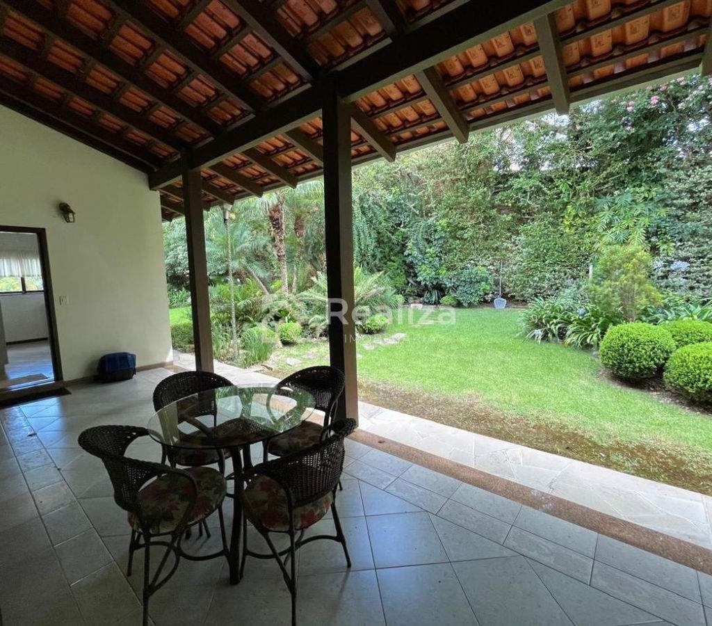 Casa Alto Padrão à Venda ✨ 📍 Localização: Rua Araucária – Bairro Pamplona – Rio do Sul - 4
