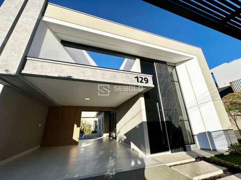 Casa de Alto Padrão no Bairro Fundo Canoas - Rio do Sul - 2