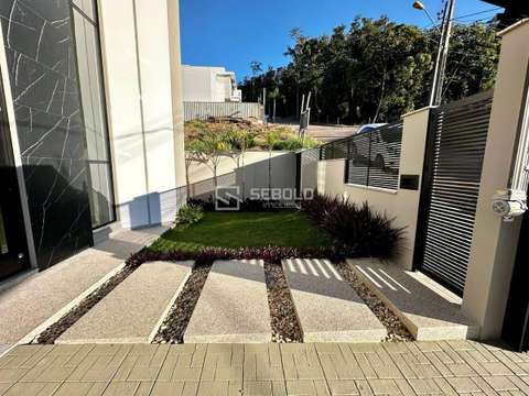 Casa de Alto Padrão no Bairro Fundo Canoas - Rio do Sul - 3