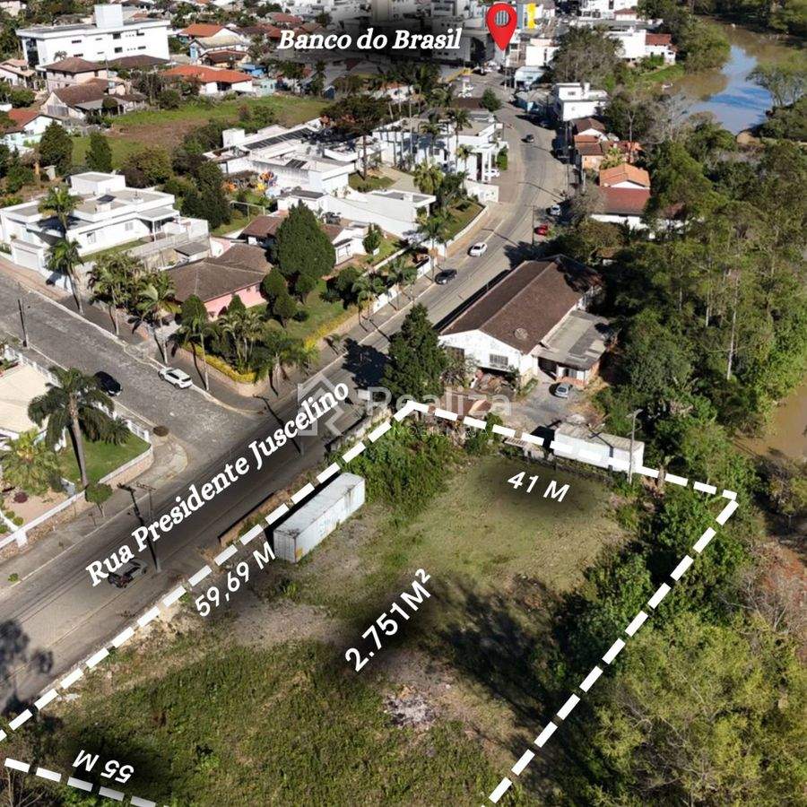 TERRENO À VENDA NO CENTRO DE ITUPORANGA - 2751 m² - 3