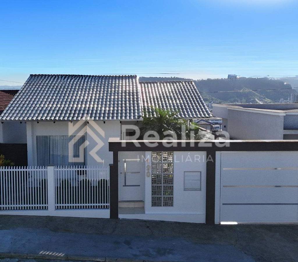 CASA À VENDA EM ITUPORANGA - BAIRRO GABIROBA - 1
