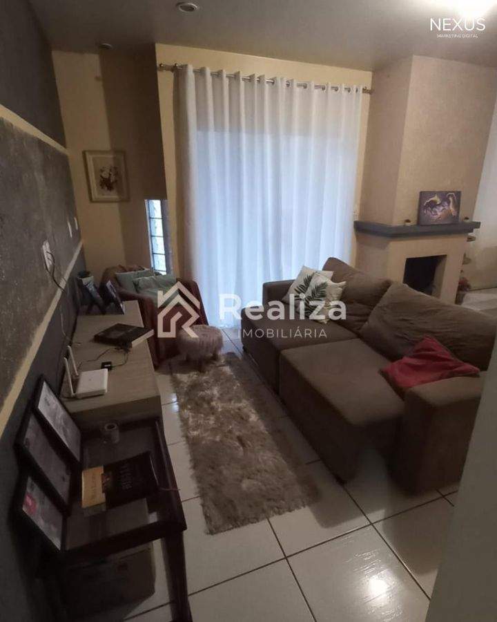 CASA À VENDA NO BAIRRO NOSSA SENHORA DE FÁTIMA - 2